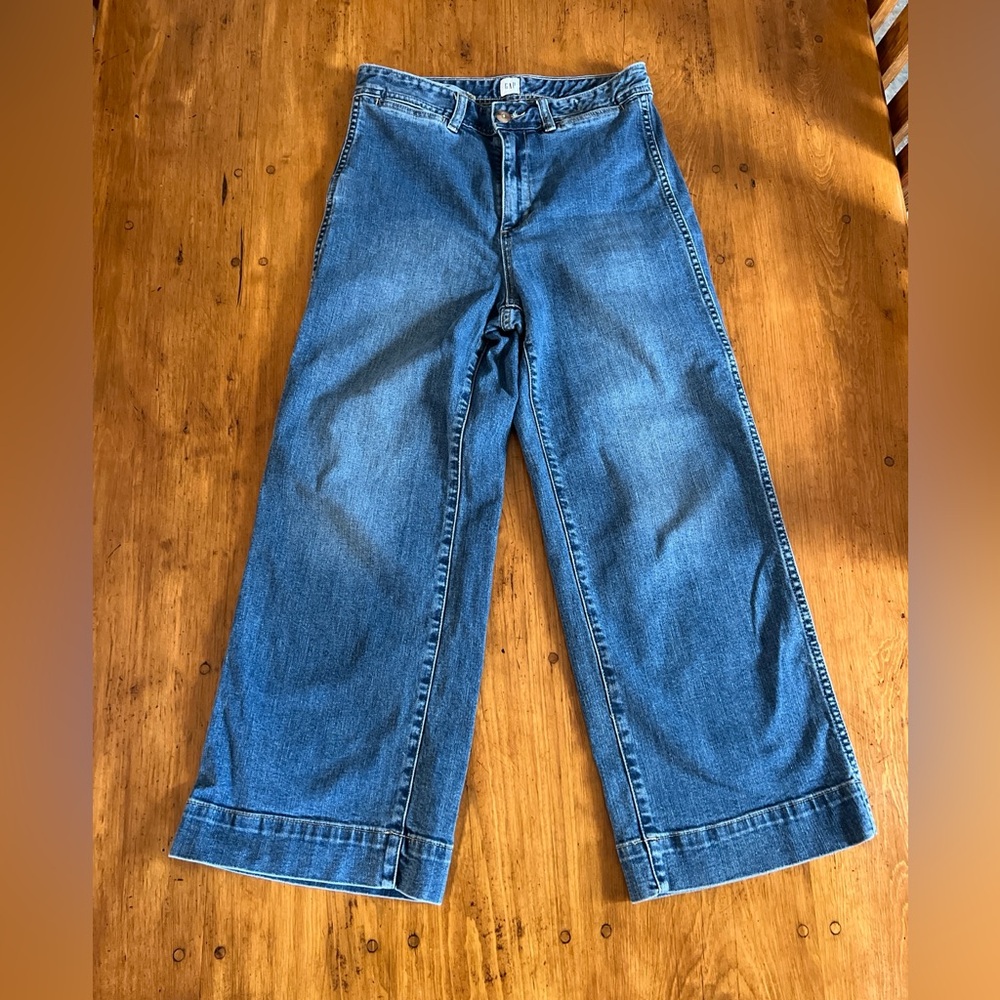 GAP High Rise Wide Leg Crop Jeans